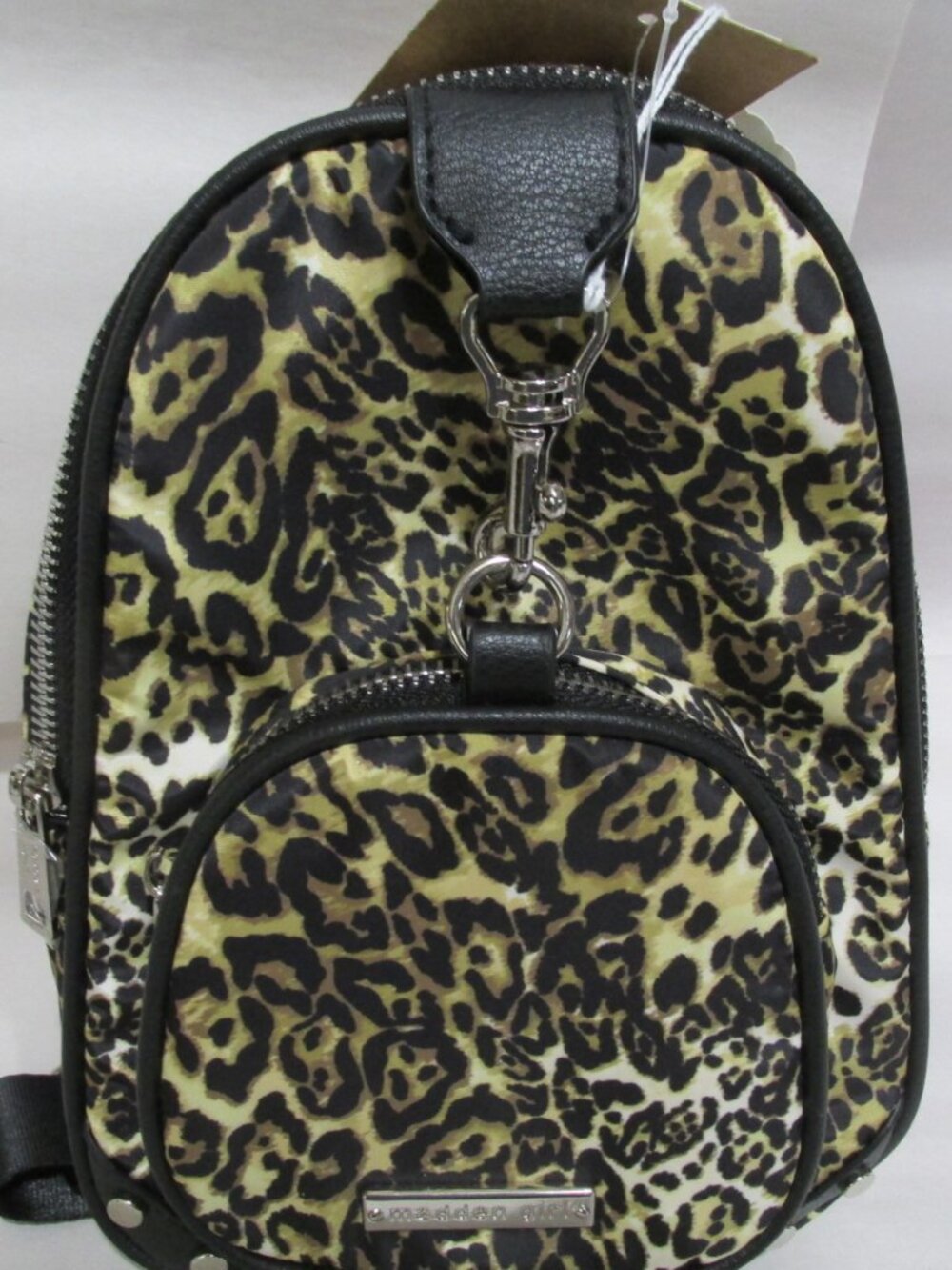 P2898-NWT Madden Girl Leopard Sling Bag